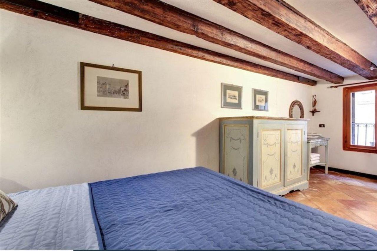 Apartment Rialto Canal View Venice