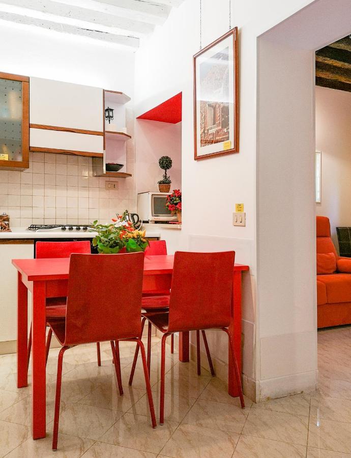 2960 Ca Frari Apartamento