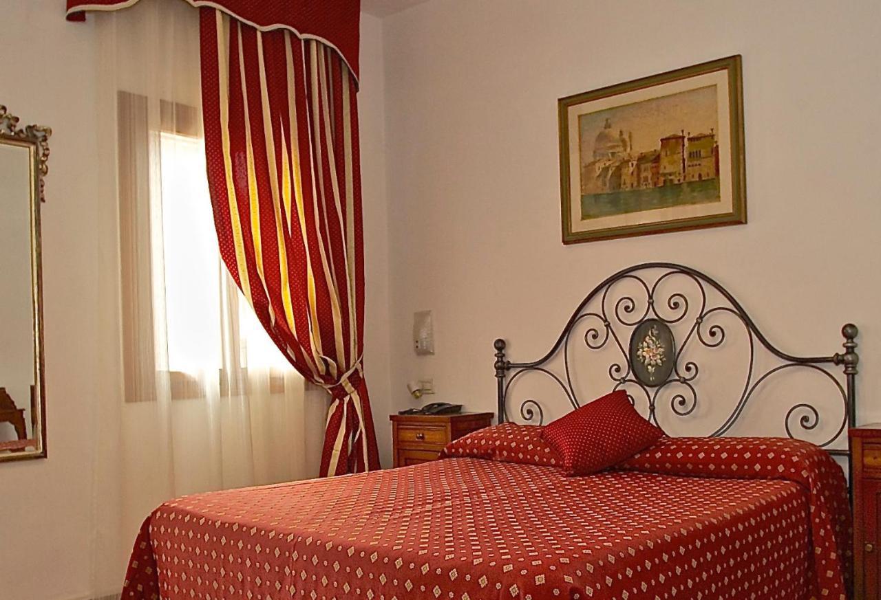 Hotel Fontana Venice