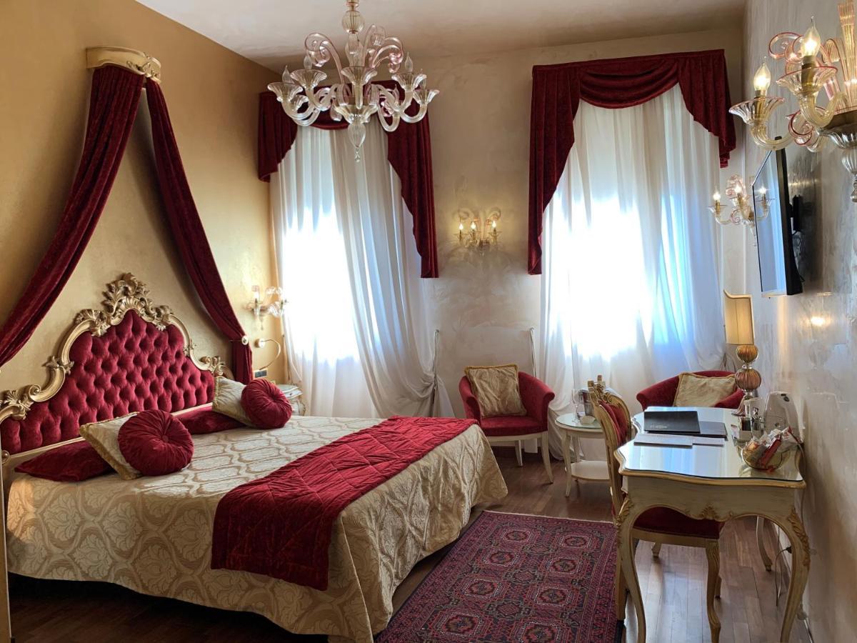 Hotel Savoia & Jolanda Venice