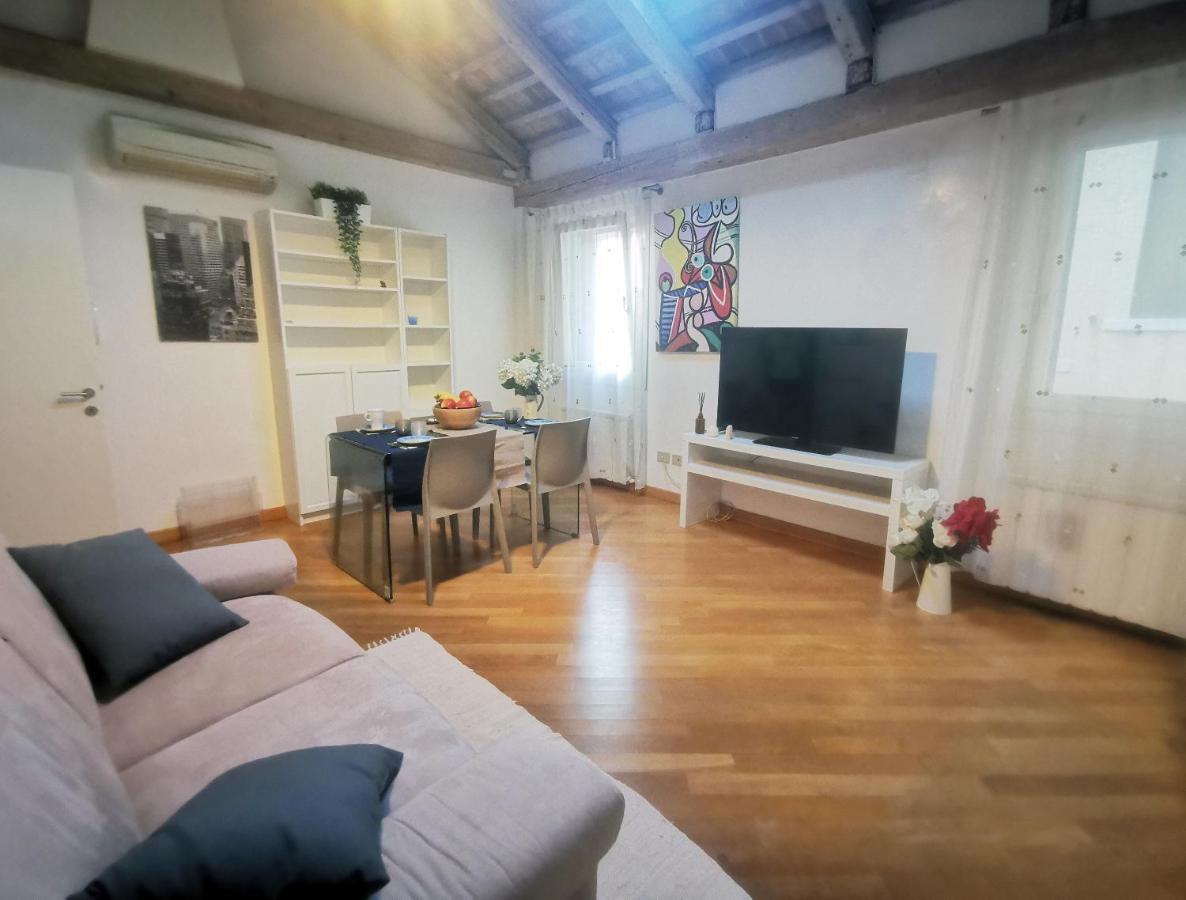 Romantic Sky Apartamento *