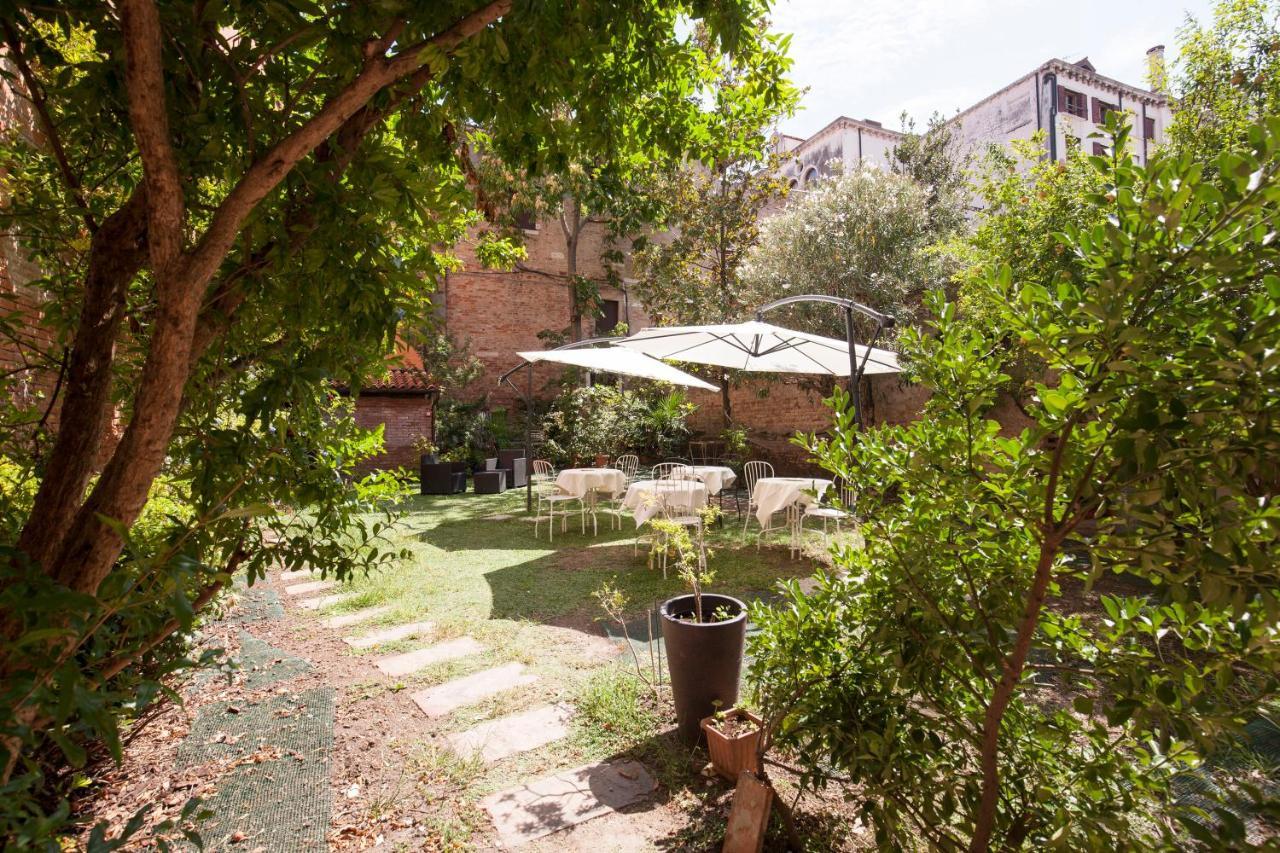 Bed & Breakfast Casa Del Melograno 3*