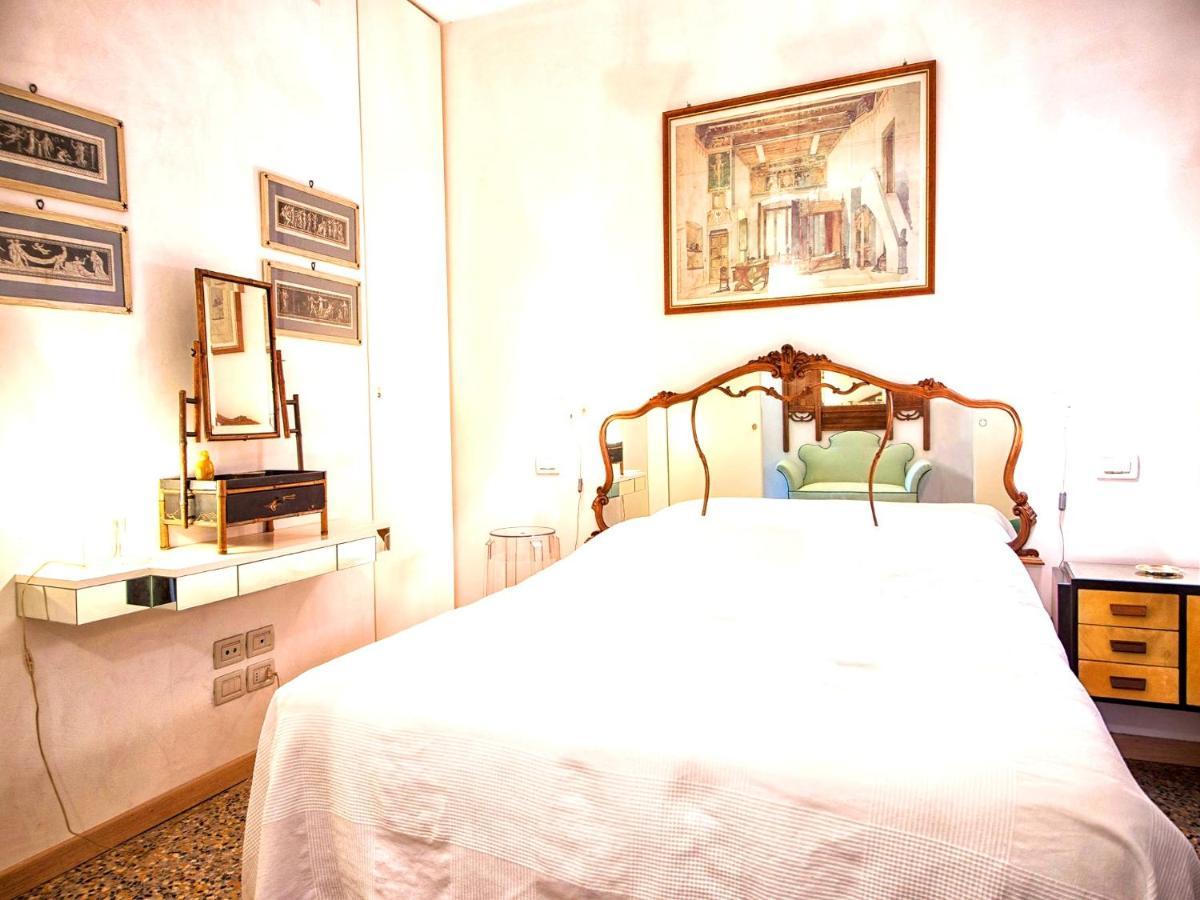 Grimaldi Hermitage Canal Grande View Apartment Venice