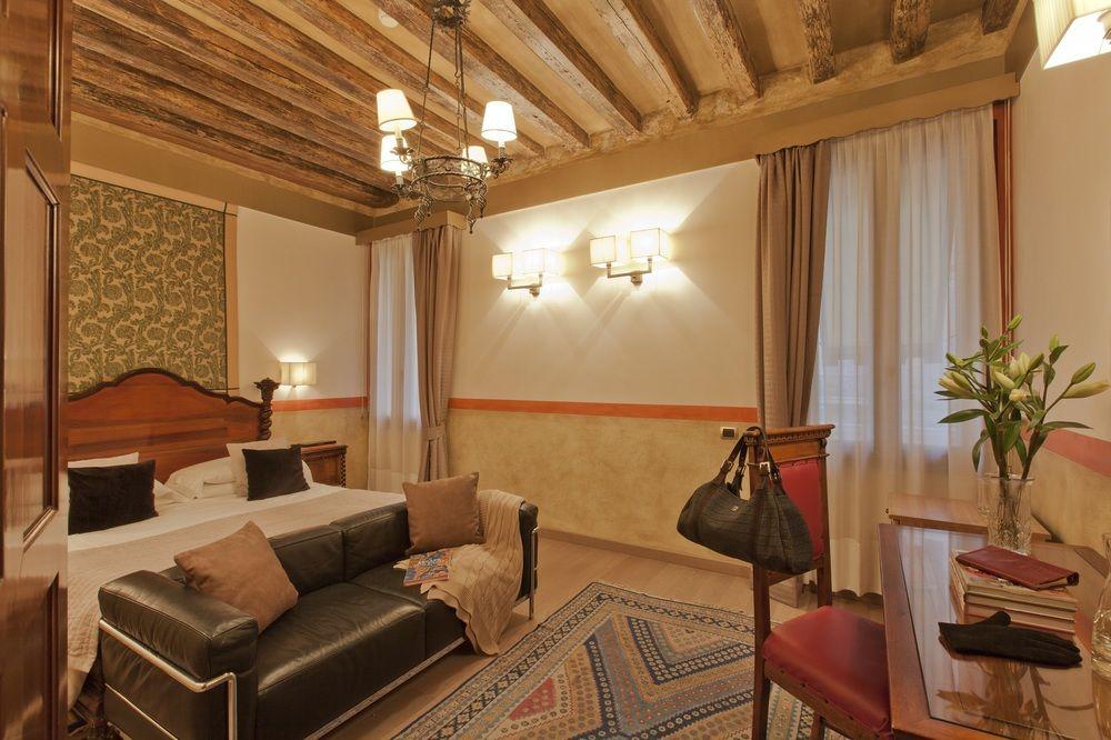 Saturnia & International 4*