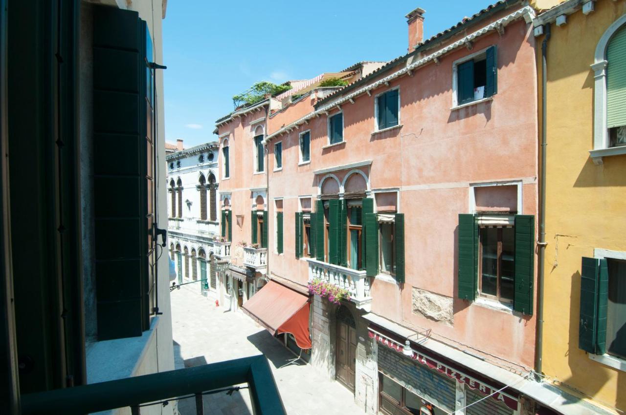 Casa de hóspedes Venice Resorts Guest House *