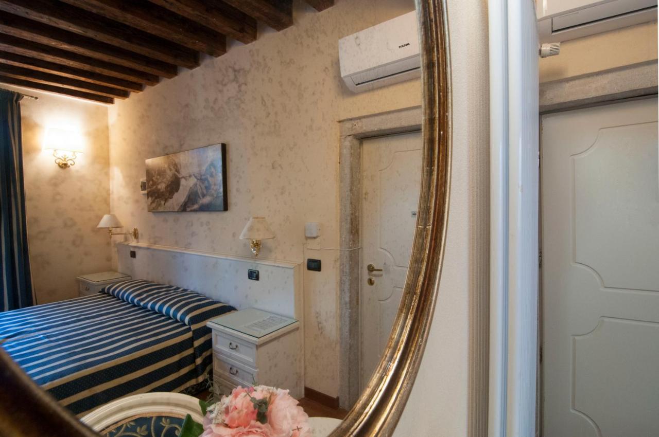 Casa de hóspedes Venice Resorts Guest House *