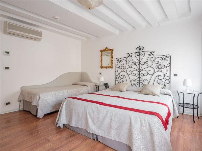 Antigo Trovatore 3* Veneza