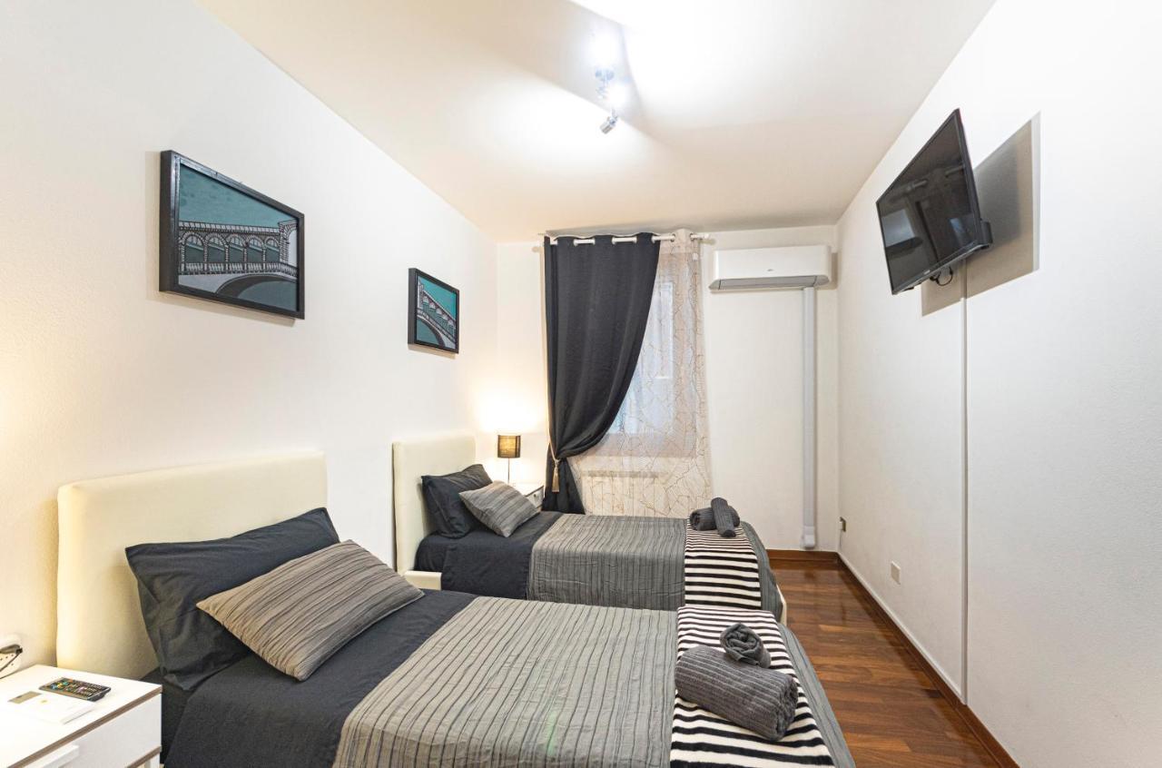 Apartment Rialto With Canal Grande View Venice