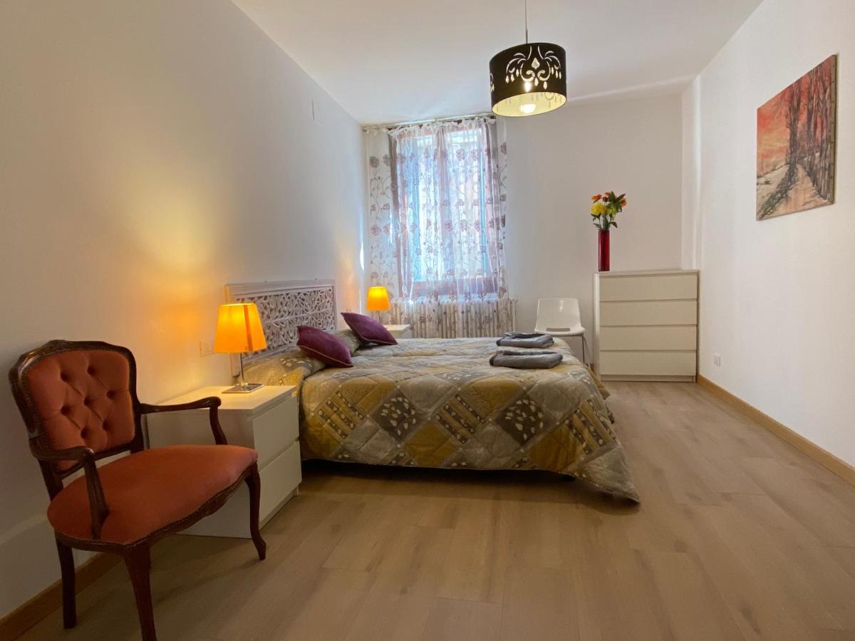 Mori 3, In Centro Storico Di Apartamento