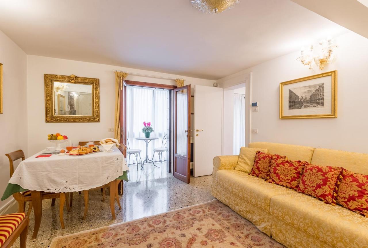 Apartment Ca' Dei Cuori On The Grand Canal Venice