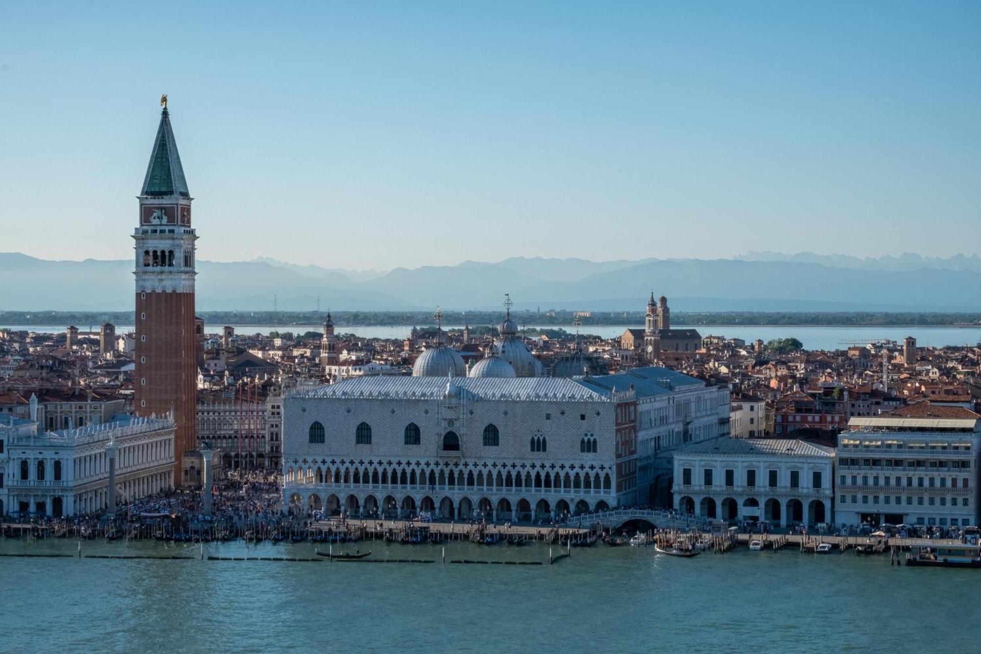 Apartamento La Casa Del Pescatore: A Lovely Escape In Venice!!