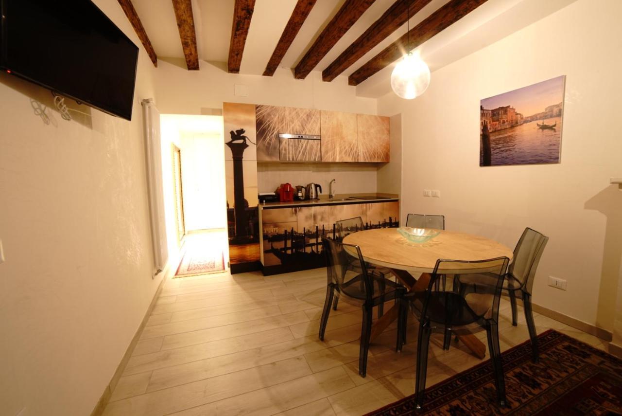 La Residenza Di Carlo Close To Piazza San Marco Apartment Venice