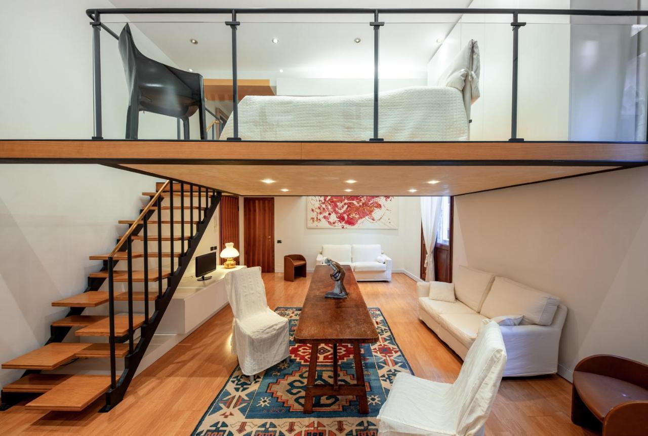 Luxury Loft Next To Saint Mark Apartment
