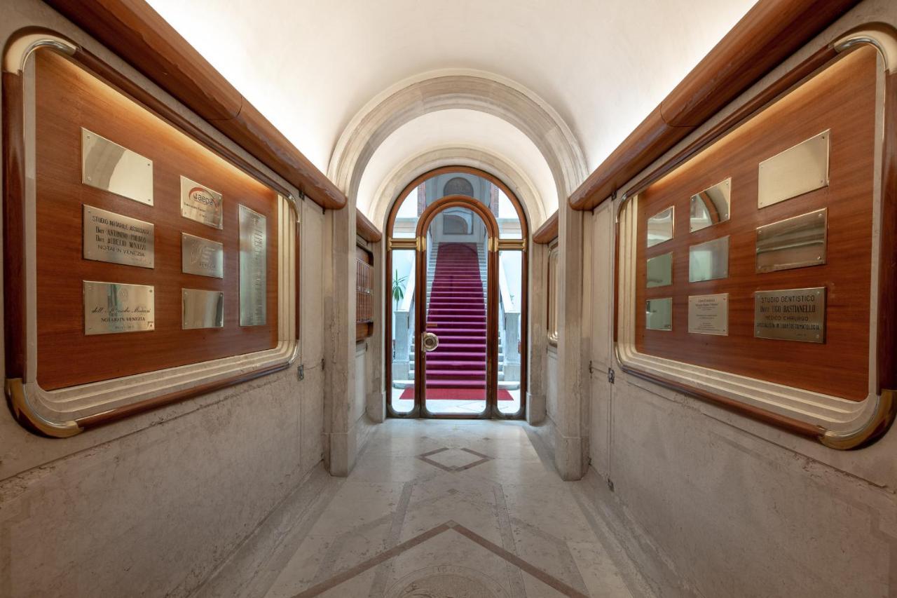 Luxury Loft Next To Saint Mark Apartment Venice
