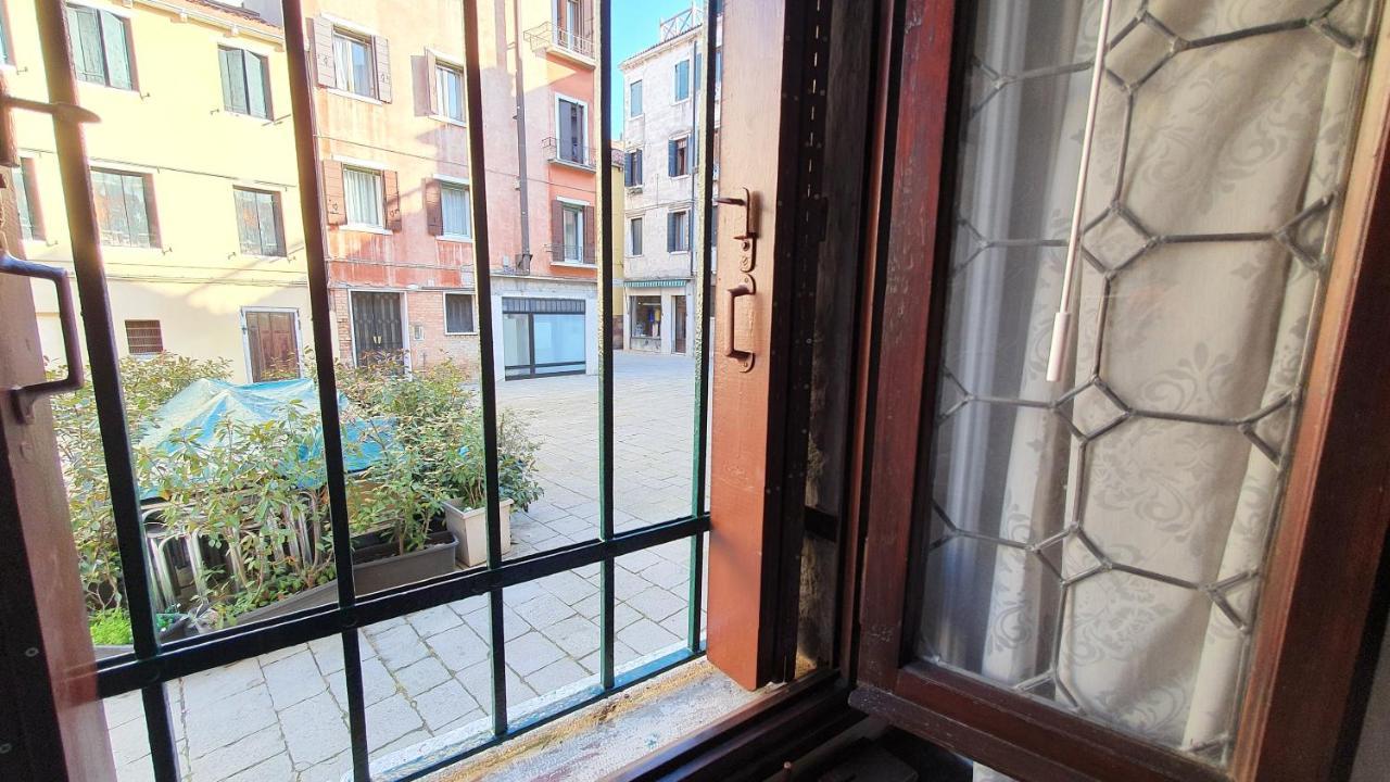 Wellvenice Bonbon Apartment *