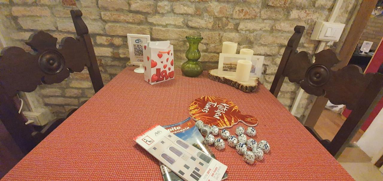 Wellvenice Bonbon Apartment *