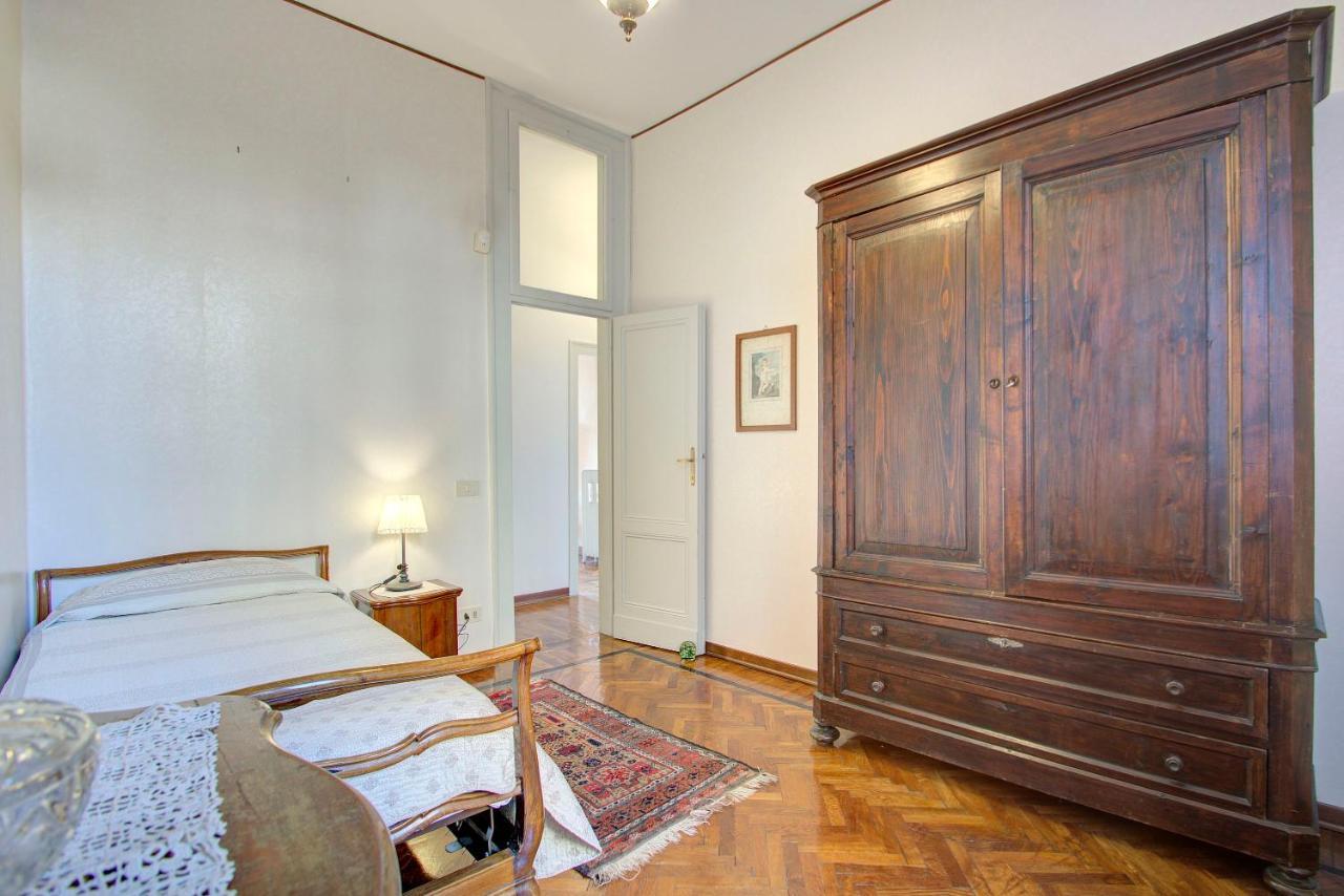 Raboso Grand 9-Windows Apartment *