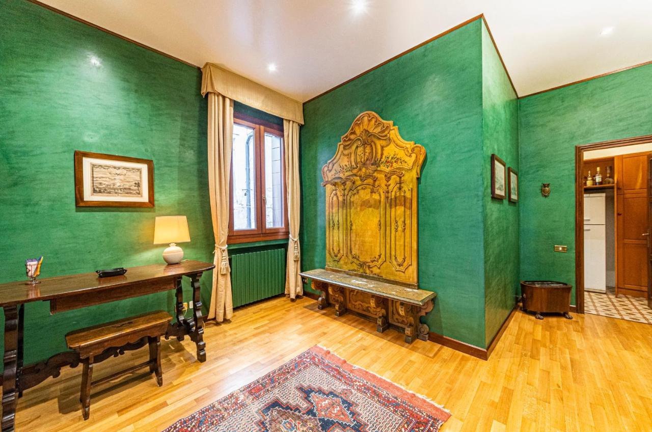 Ca' Pellegrini Luxury Grand Canal Apartment *
