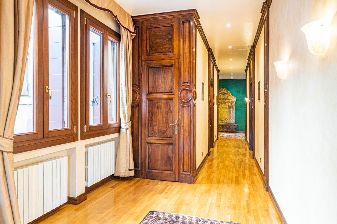 Ca' Pellegrini Luxury Grand Canal Apartment *