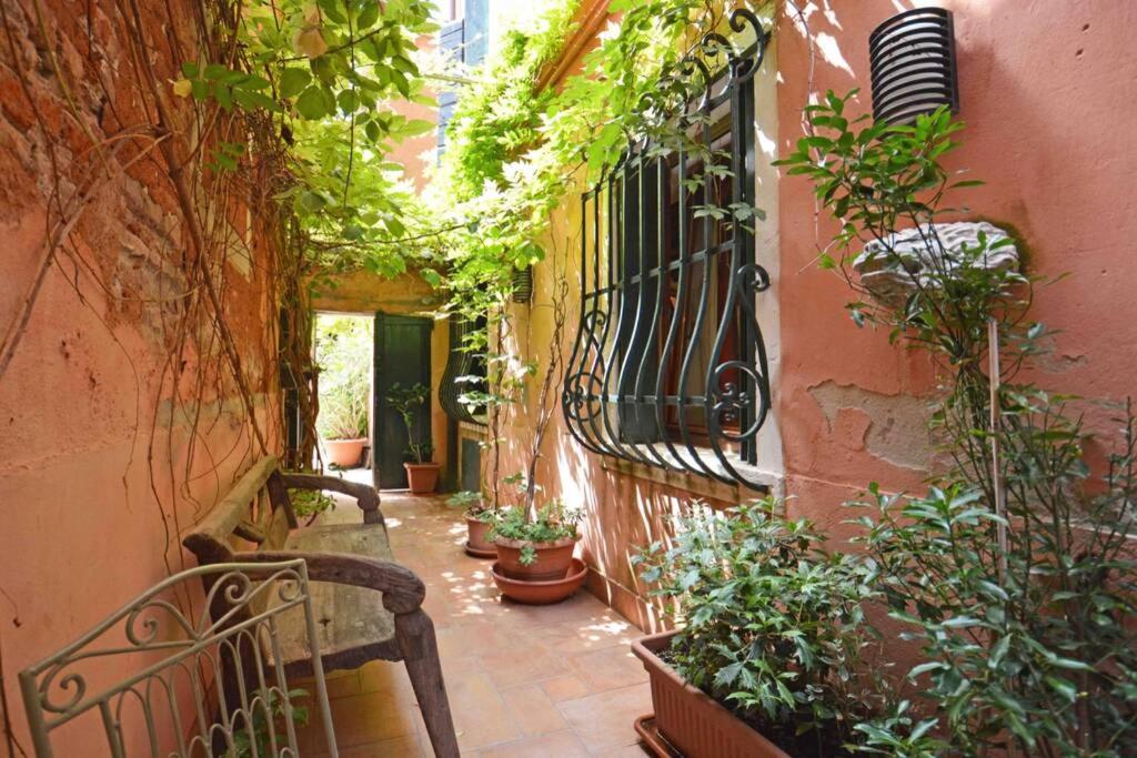 Zattere Close To Guggenheim Apartment