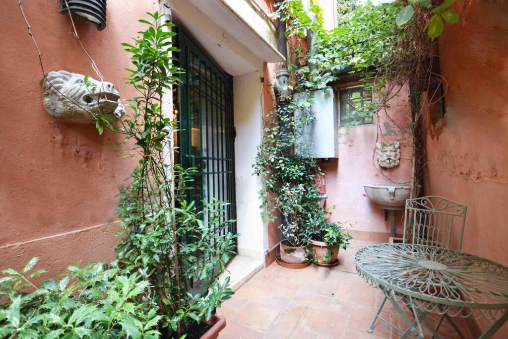 Zattere Close To Guggenheim Venice