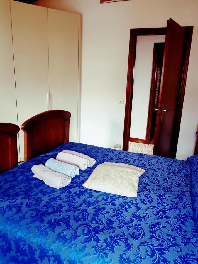 Large 3 Flat Rialto Venice