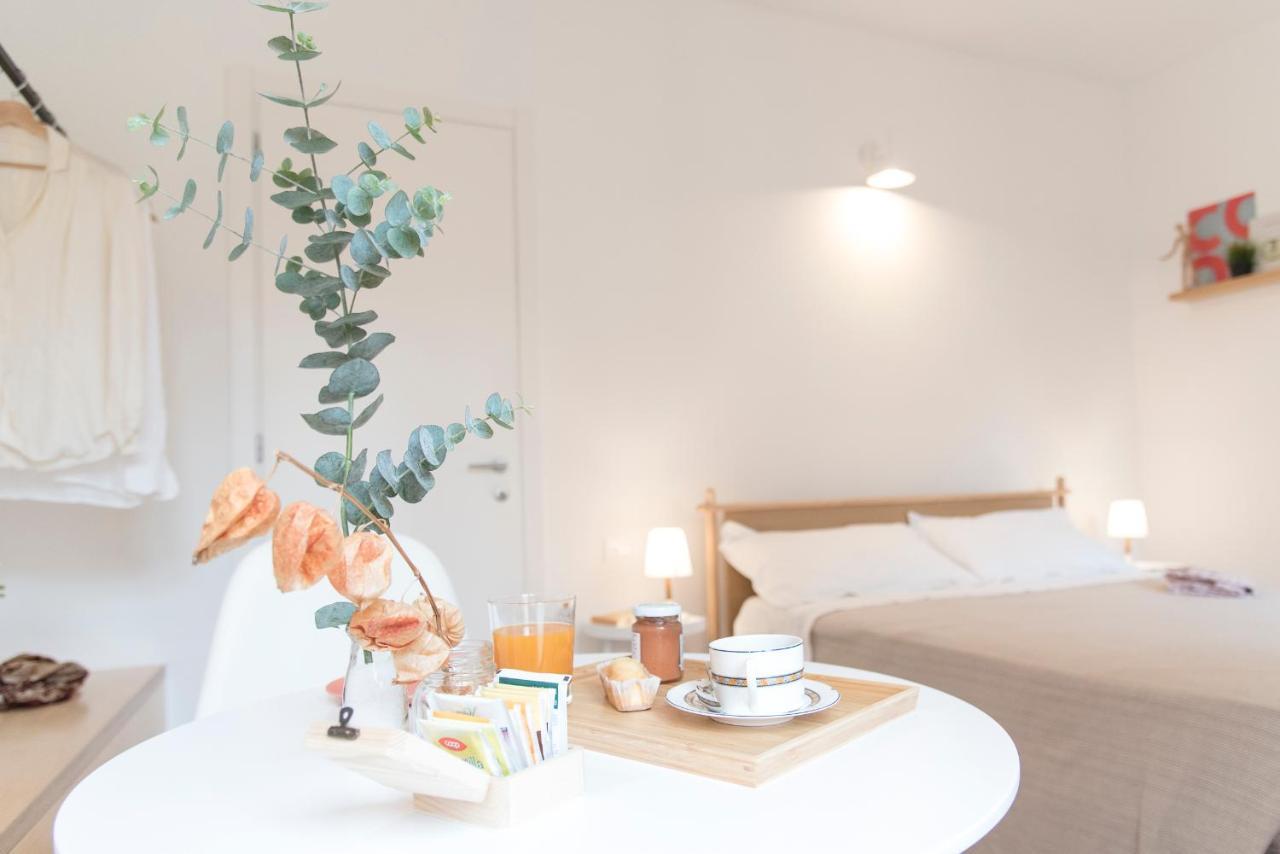 Hinc Domus - Historical Center Guest house *