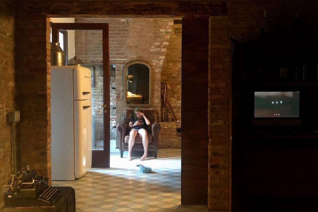 Il Buco Della Suora