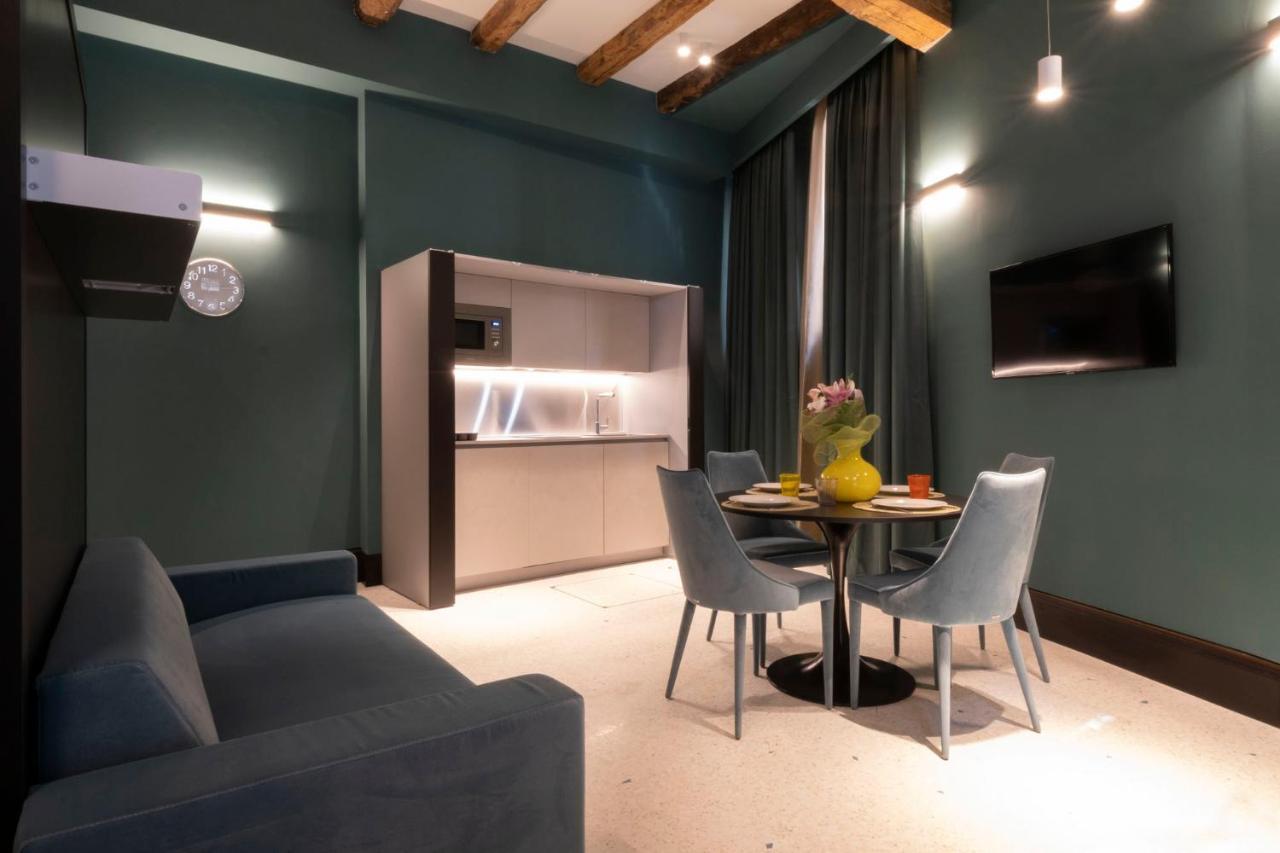 Poli Aparthotel Venice