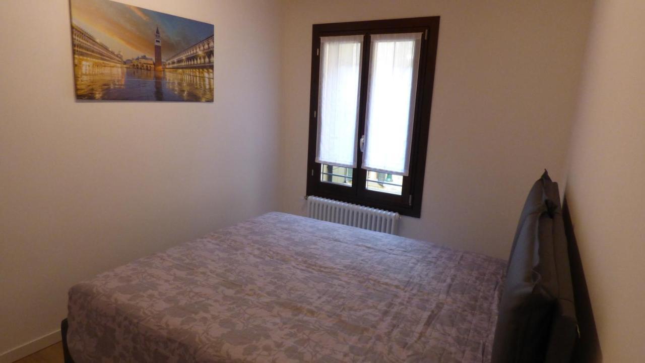 Casa Moderna A Due Passi Da Rialto