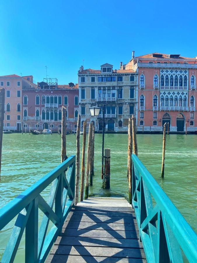 The Glamour Of San Marco Apartment *