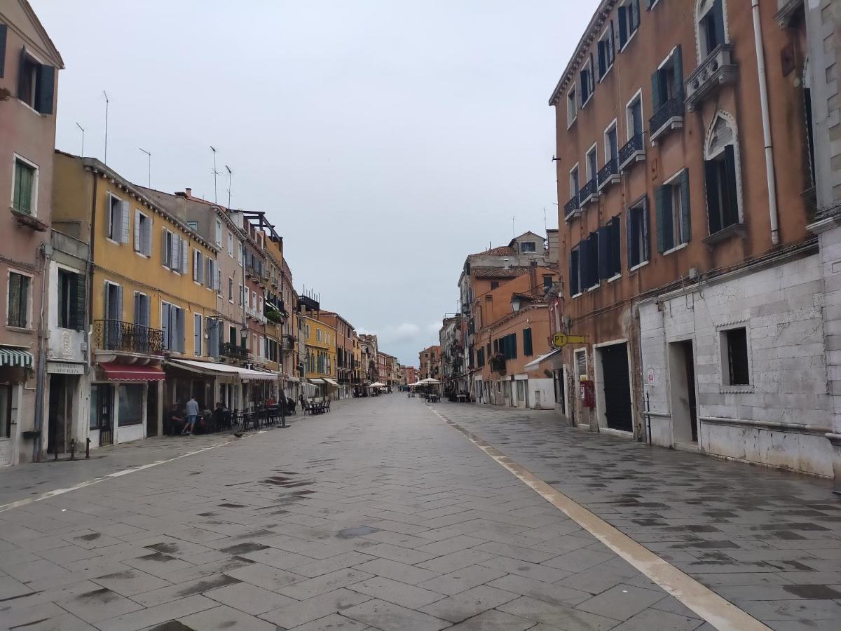 Biennale Near San Marco * Venezia