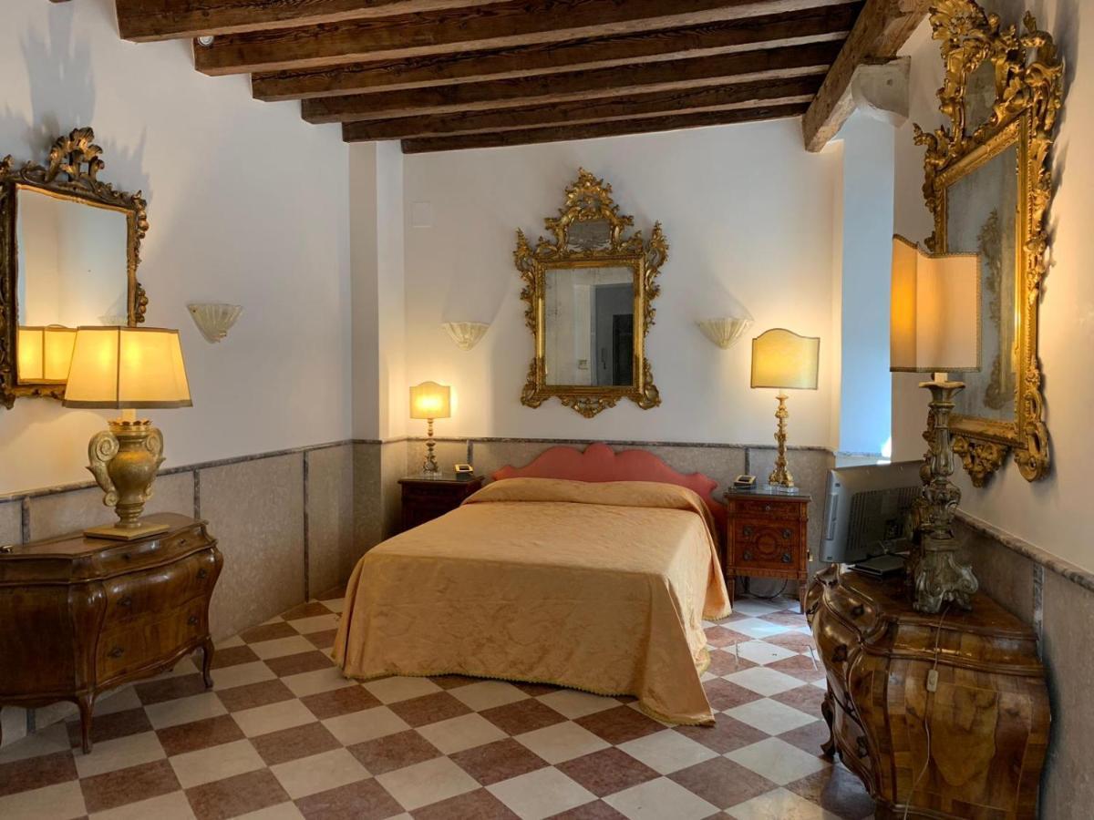 Luxury In San Marco With Canal View *