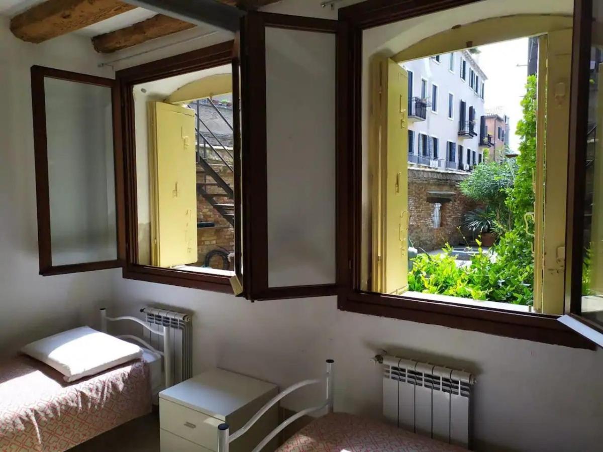 Canal View * Venezia