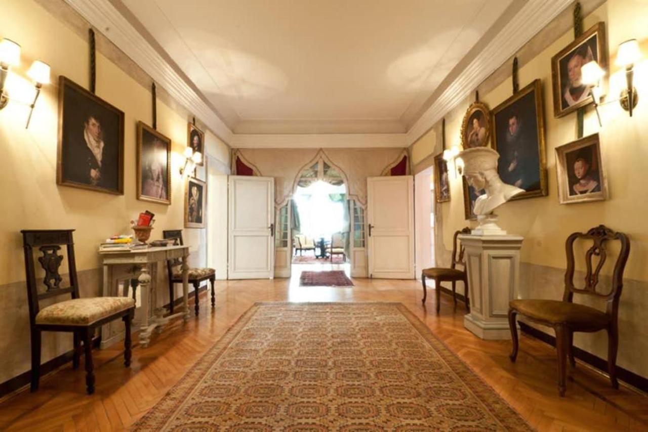 Apartamento Charming Large Palazzo In Center For Up To 9 People
