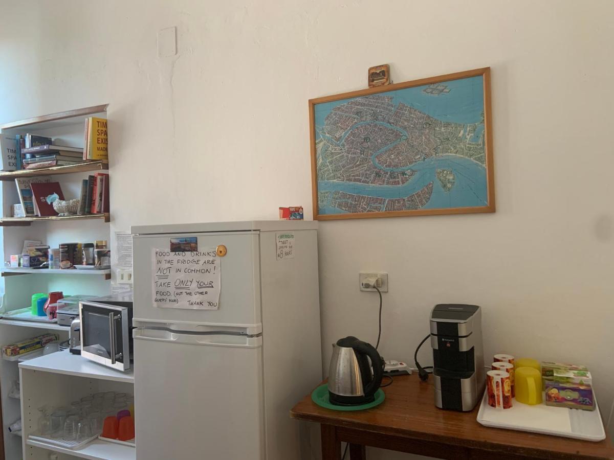 Archie's House * Venice