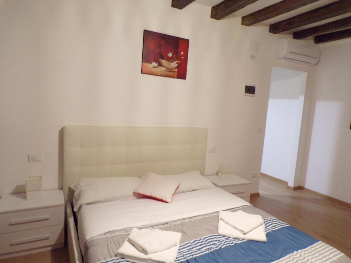 Casa Venier * Venice