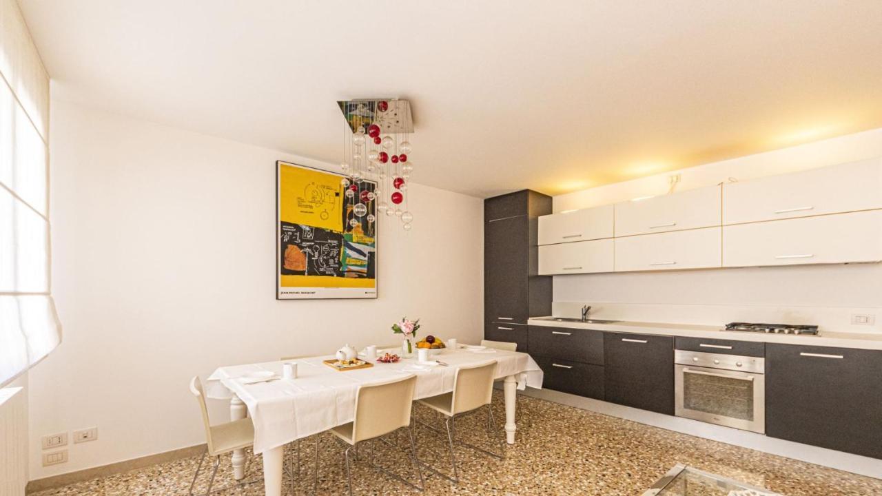 Ca' Emma San Marco - Canal View Apartment