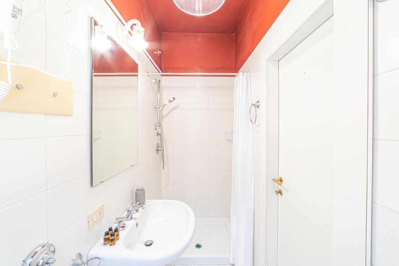 In A Historic Venetian Building Apartment Venice