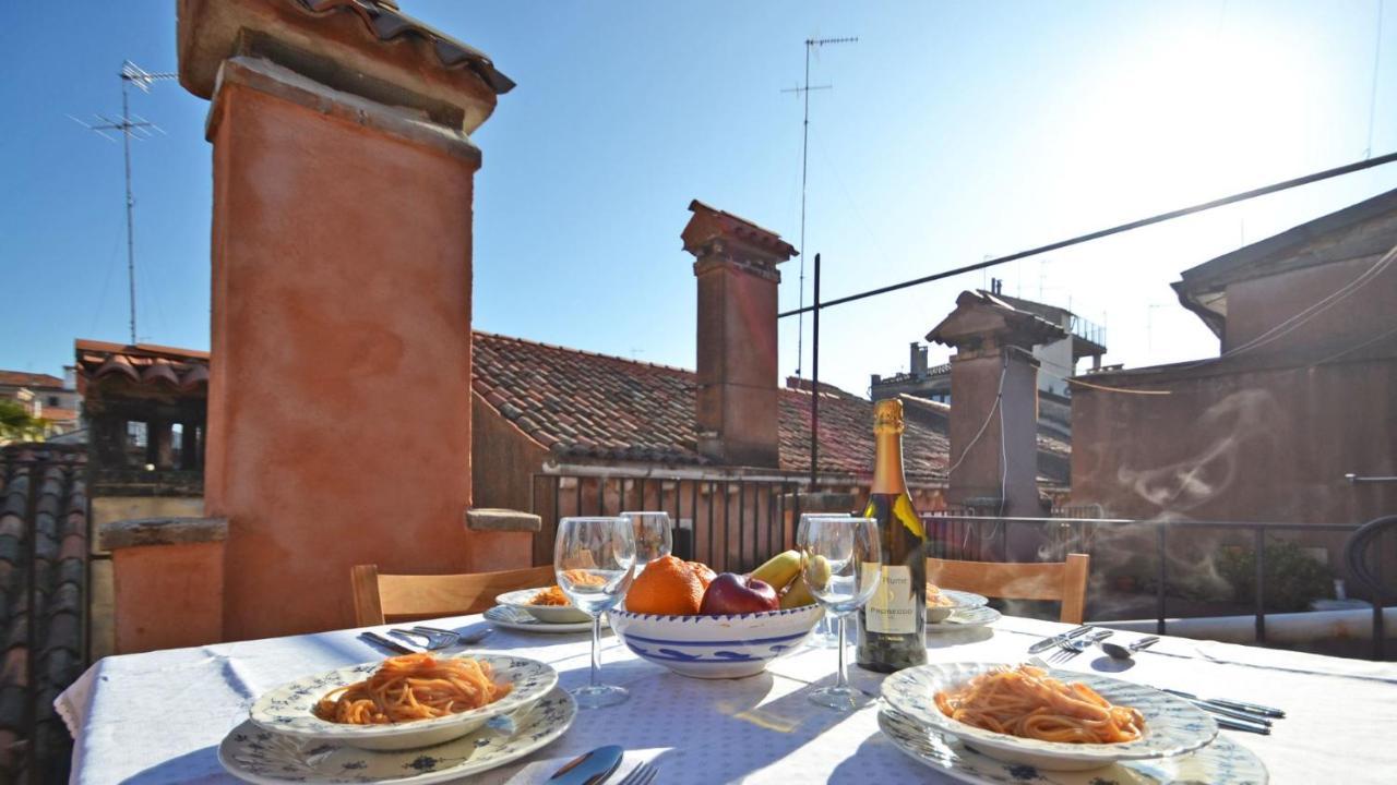 Mellina's Terrace - Stylish House *