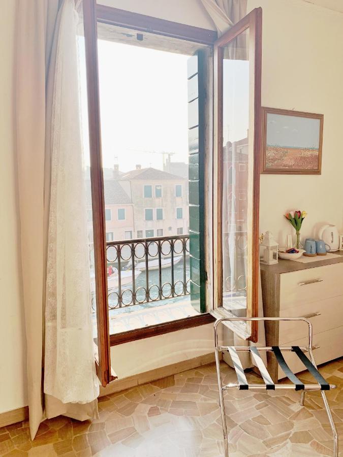 Canal View * Venice