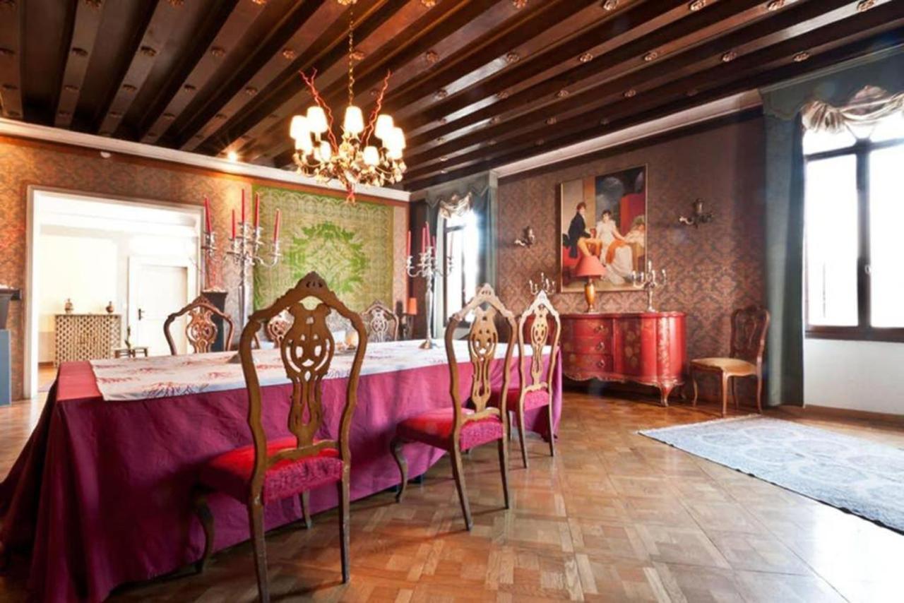 Charming Large Palazzo In Center For Up To 9 People Apartment Venice