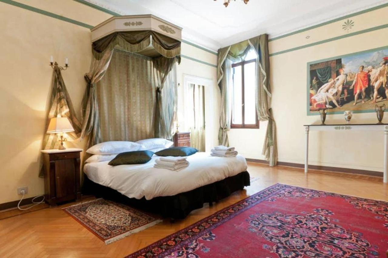Apartment Charming Large Palazzo In Center For Up To 9 People Venice