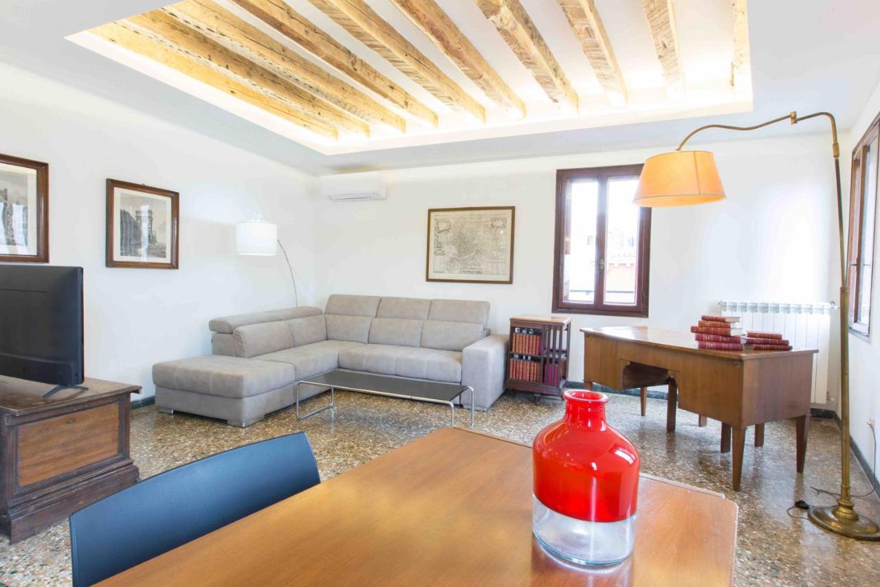 Ca Grimani Stunning View And Comfort Apartment