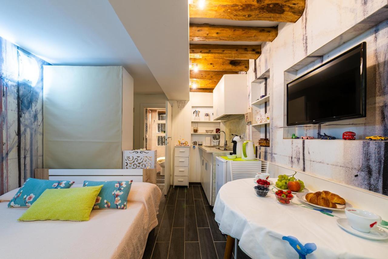 Ln Luxe Canal View