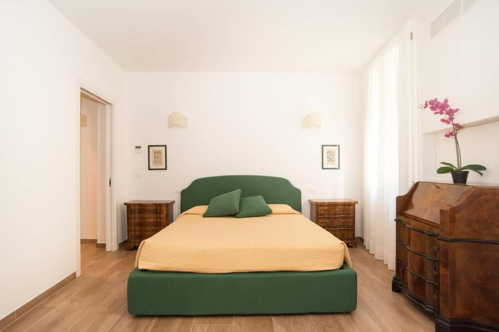 Apartment Saint Mark Canal View