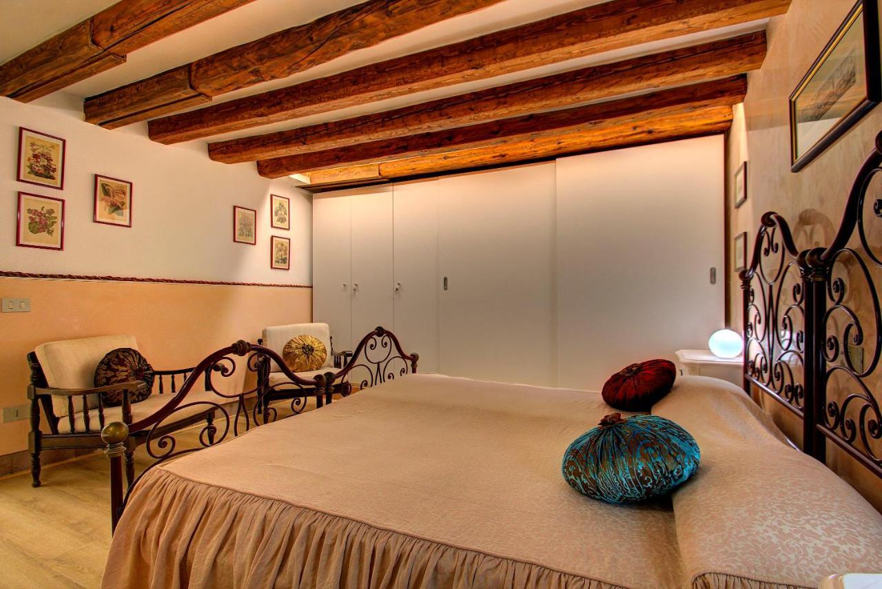 Cruise Harbor Next 4pax, Mob Aircond, Wifi Apartment Venice