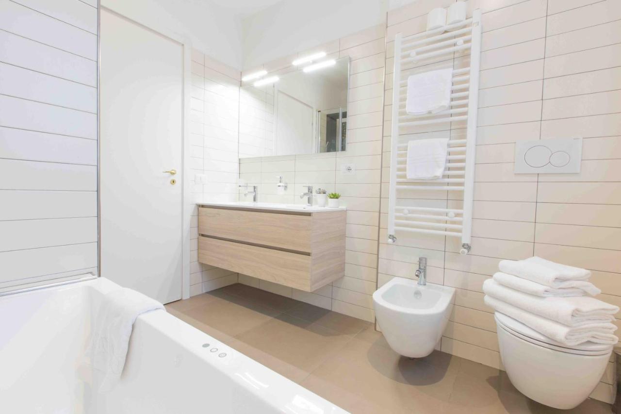 Ca Grimani Double Apartment: Private Terrace And Stunning View Apartment Venice