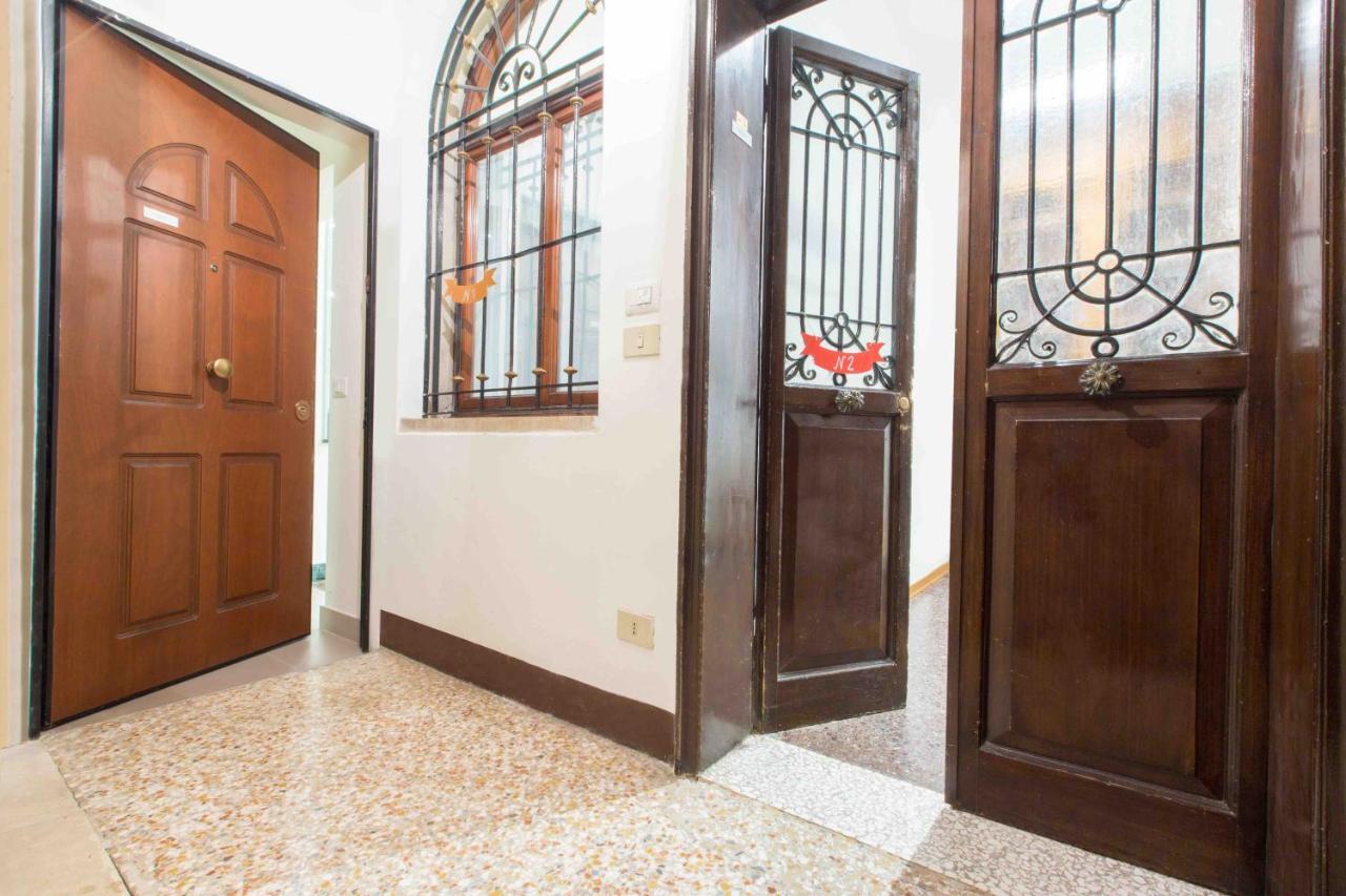 Ca Grimani Double Apartment: Private Terrace And Stunning View Venice
