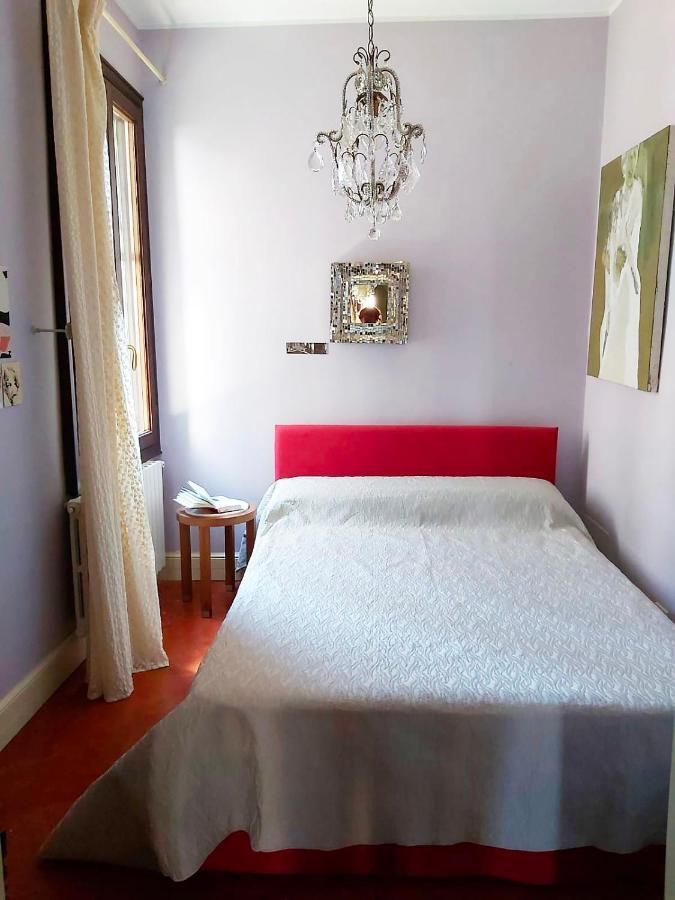 Apartment Gorgeous Venetian With Canal View Venice